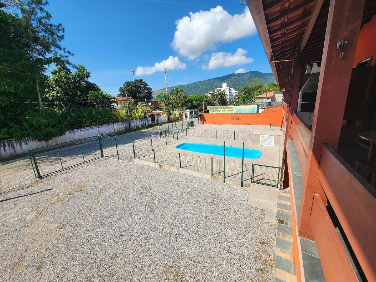 0001.06 - Maranduba - Apto - 2 Dormitorio - 8 Pessoas - 2 Quadras Do Mar - Piscina - Wi-Fi Ubatuba Exterior foto